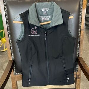 Mississippi State Collegiate Cattlemen’s Ladies Fit Soft Shell Vest - XS